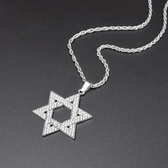 Cubic Zirconia Star Of David Necklace - Picture 3 of 7
